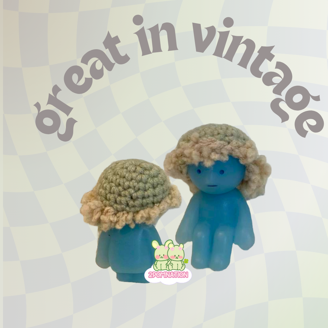 [2POM MADE] Smiski Figure - great in vintage