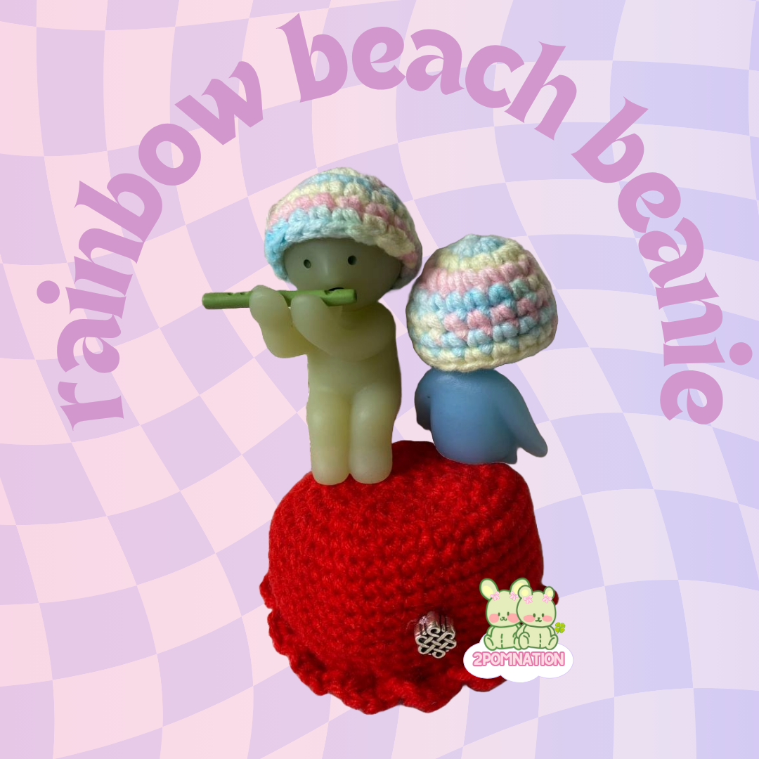[2POM MADE] Smiski Figure - rainbow beach beanie