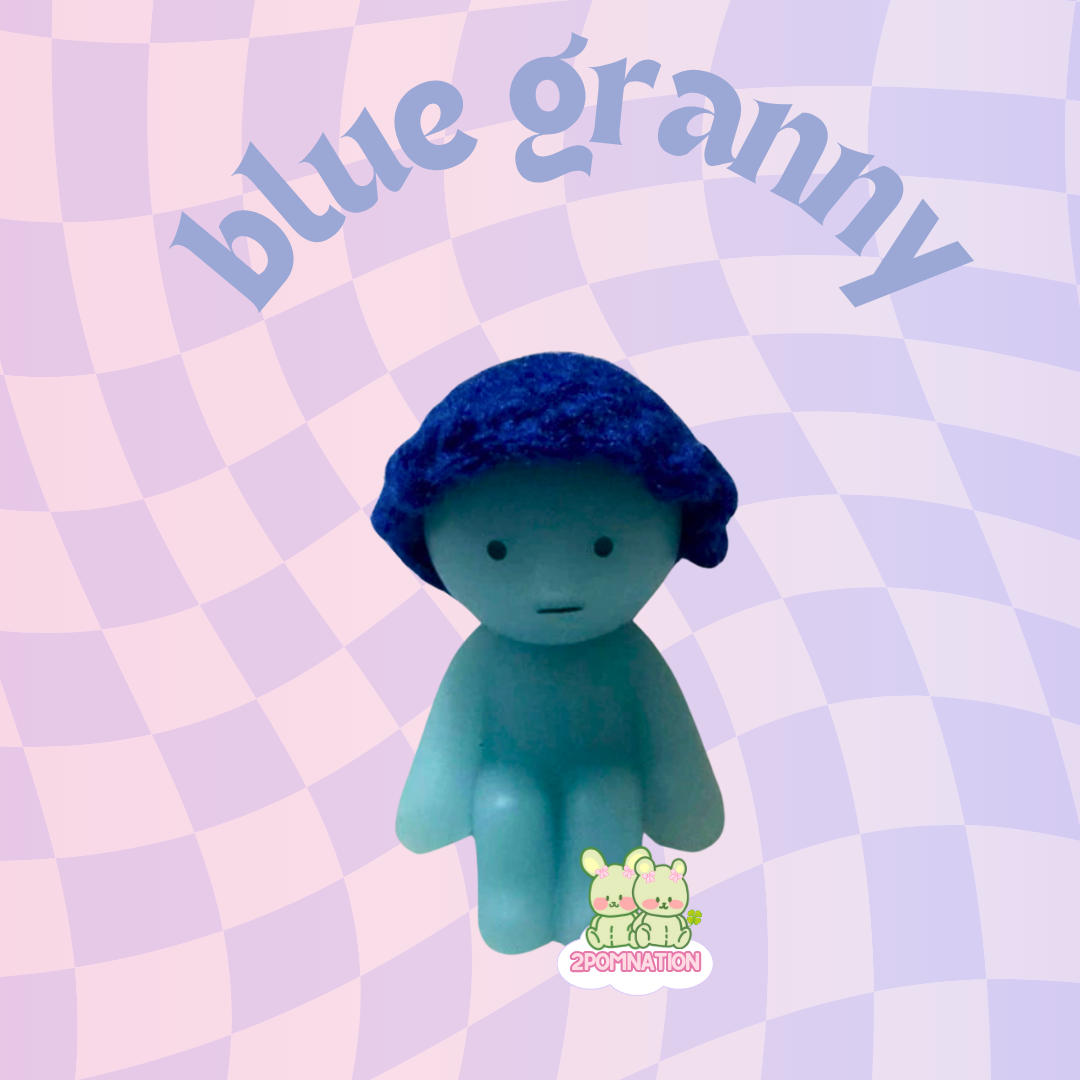 [2POM MADE] Smiski Figure - blue granny