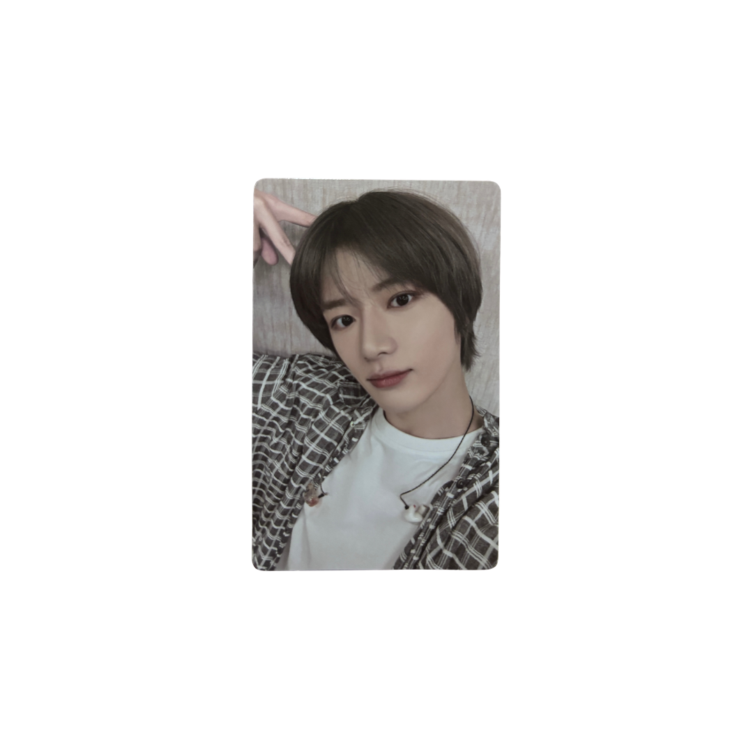 [POB] TXT Sanctuary POB WEVERSE / UMJ / STUDIO CHOOM Photocard PC