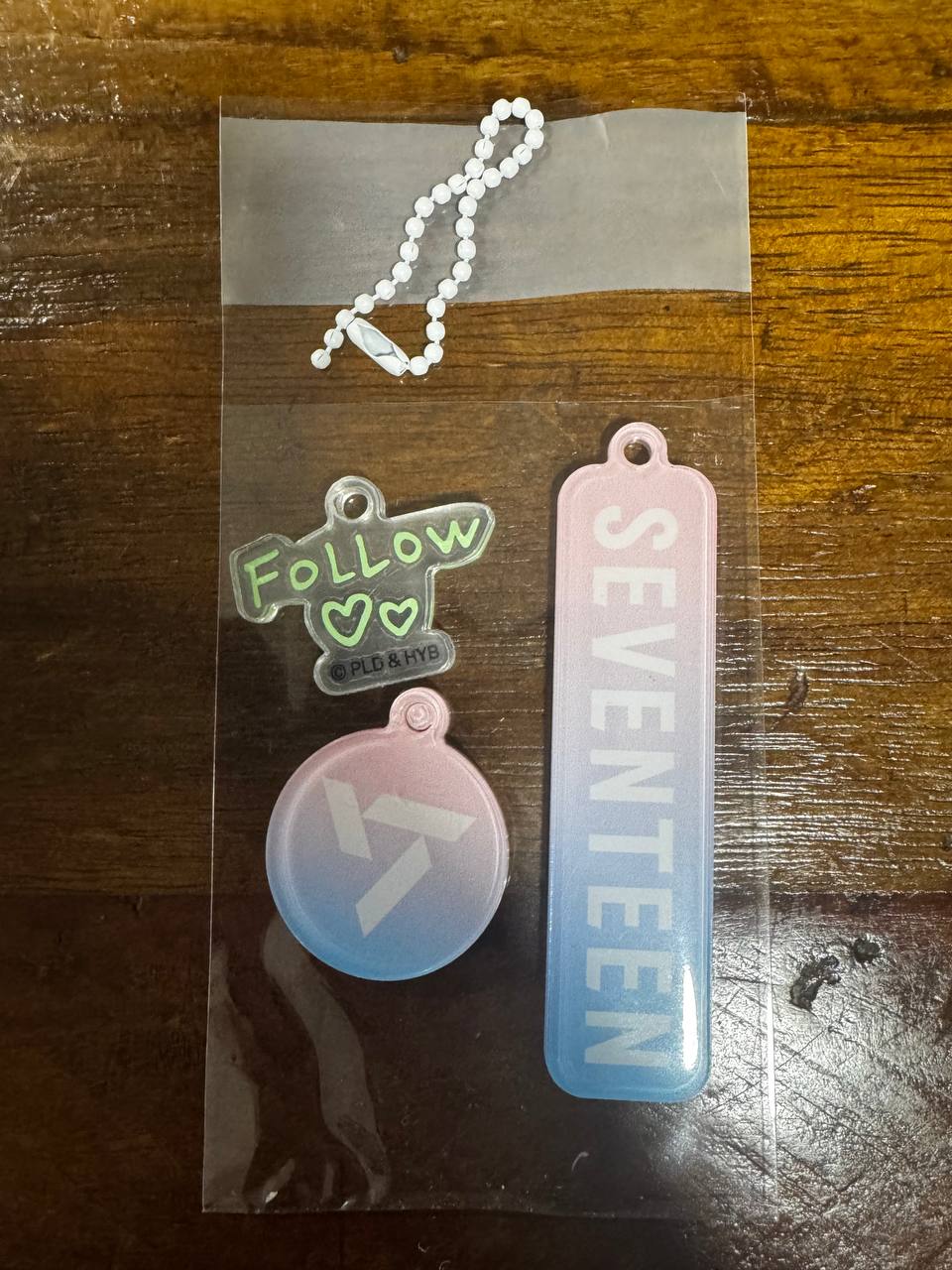 [MERCH] Seventeen Follow Lounge MD The City Merch