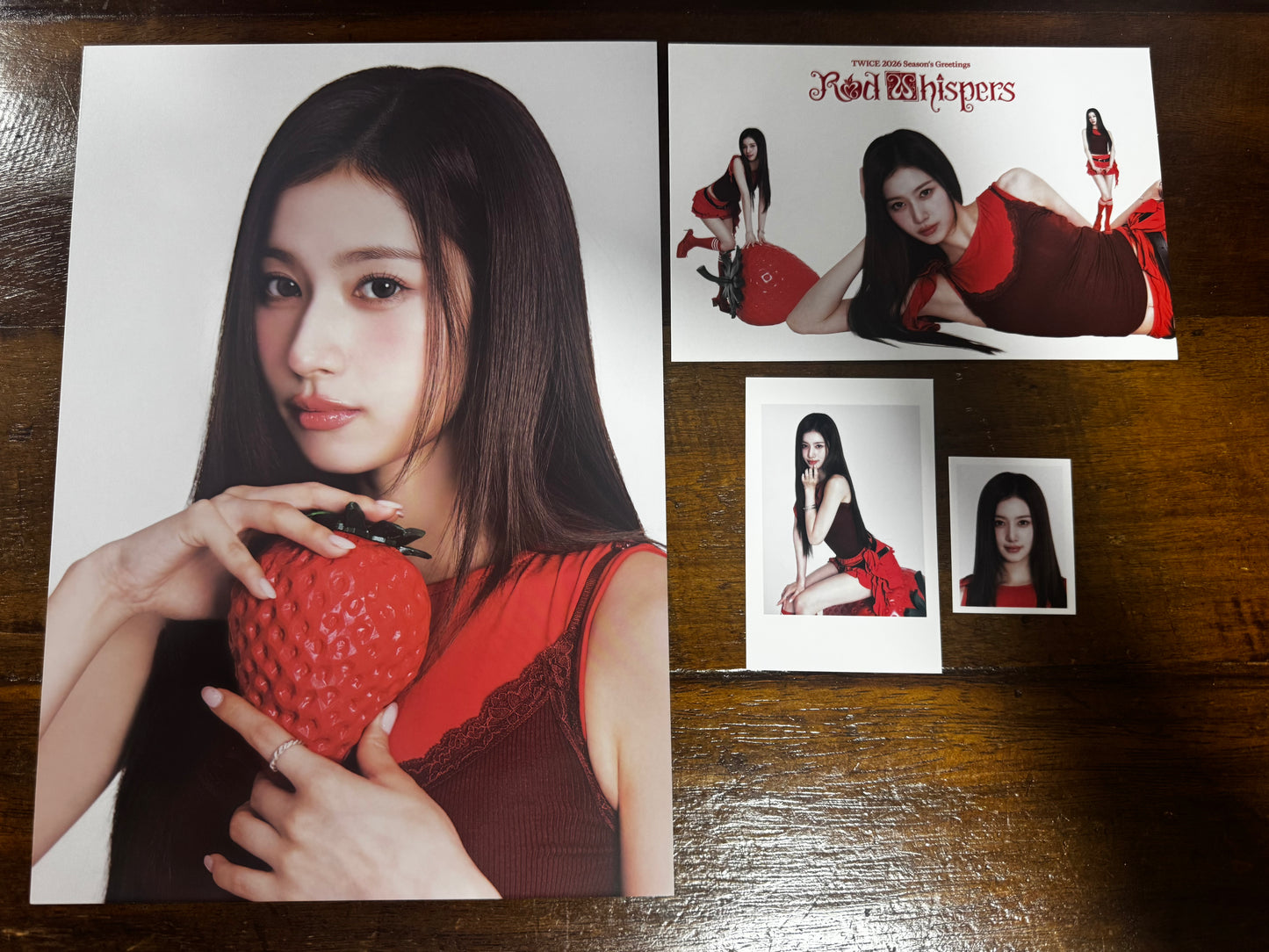 [SHARING SET] TWICE Season’s Greeting 2026 Red Whispers