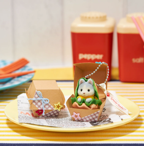 [Sylvanian Families] Baby Husky Hamburger Keychain