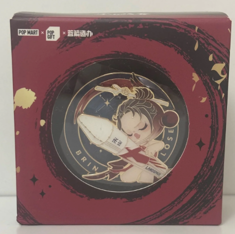 [POP MART] SKULLPANDA The Scene Pin Badge