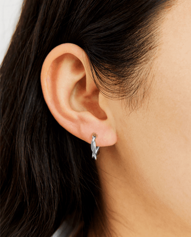 [MERCH] Seventeen 8th Anniversary - Dino Earrings