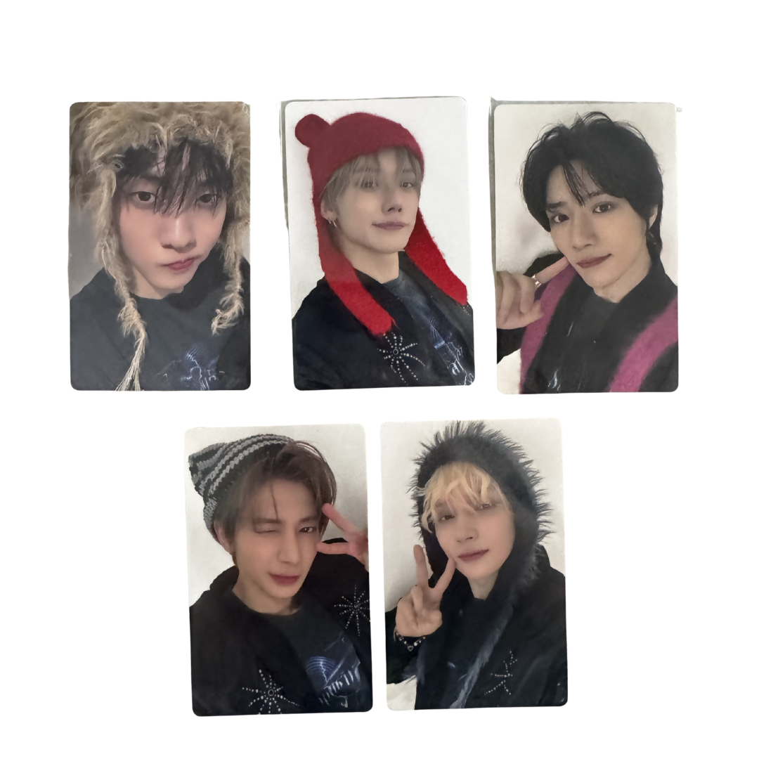[POB] TXT MOACON Photocard [7TH YEAR: A Moment of Stillness in the Thorns (THORN Ver.)]