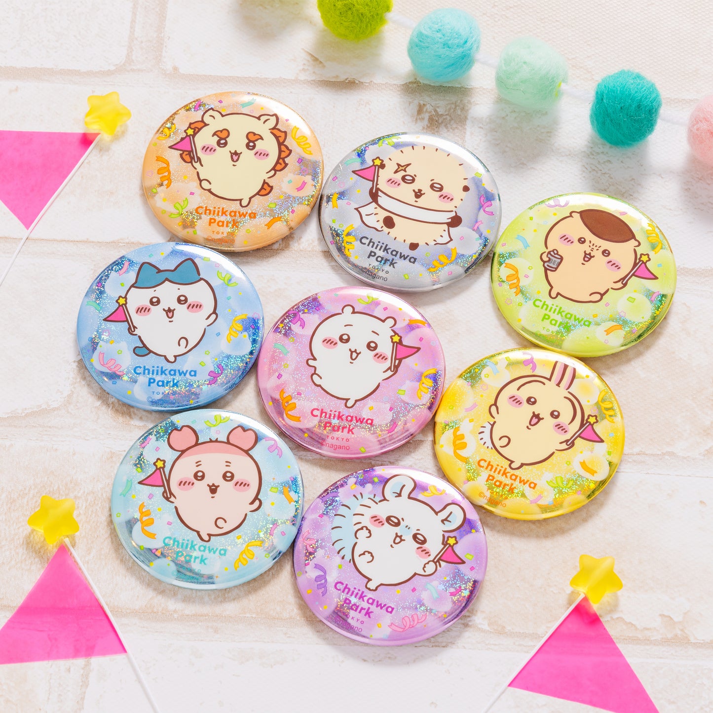 [MERCH] Chiikawa Park Exclusive Shiny Pin Badge / Plush Cushion