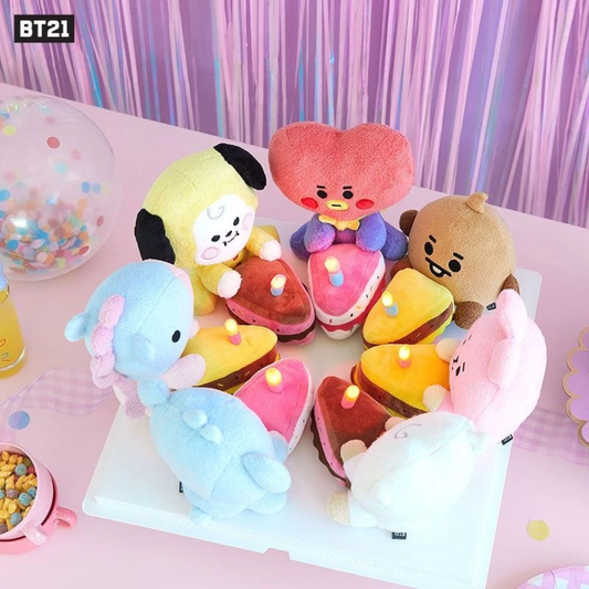 [MERCH] BT21 Baby Lighting Cake Doll